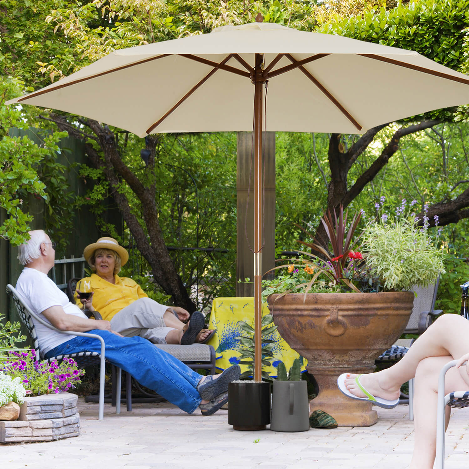 2.5M Wood Garden Parasol Cream